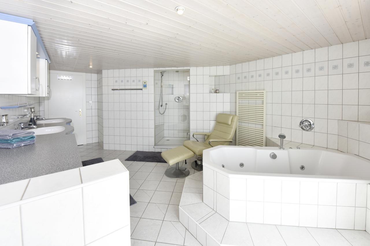Haus Niederacher Georg Und Martha Крумбах Экстерьер фото